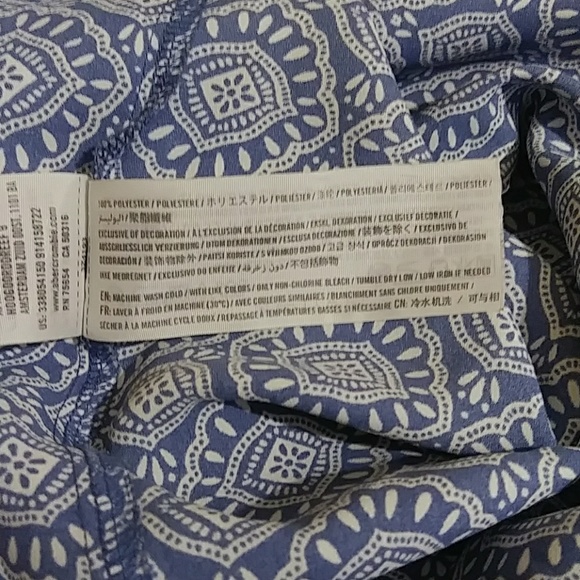 Blue Hollister Print Tank Strappy Racer Back XS Size Extra Small RED BANNER - Picture 7 of 8